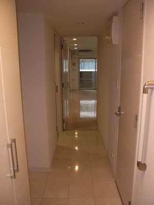 Entry to living room