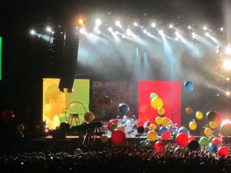 Coldplay and their damn balloons