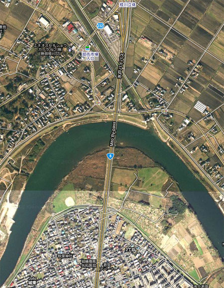 Surge moving up the Naka River in Ibaraki / Hitachinaka and Mito