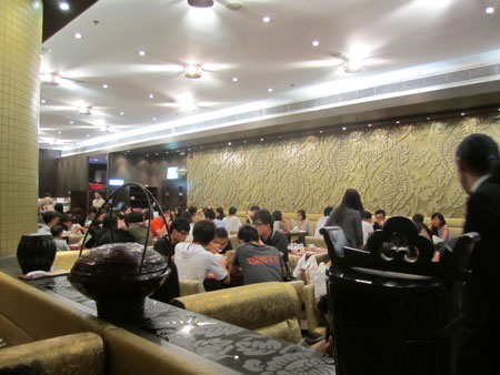 Kowloon Restaurant, around 10:00 pm