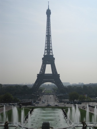 eiffel tower outline. eiffel tower outline. eiffel tower black and