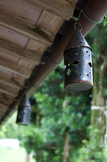Outdoor lantern